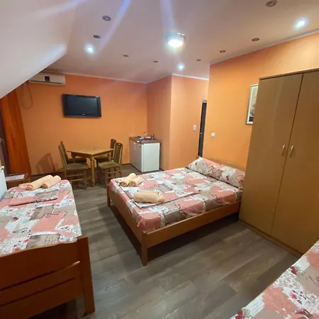 Fontana - Sobe بيلا تسركفا