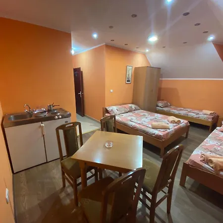 Fontana - Sobe * بيلا تسركفا