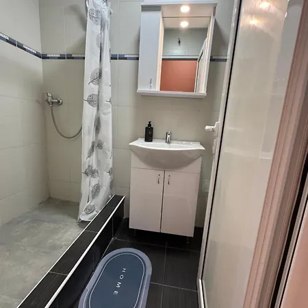 Fontana - Sobe بيلا تسركفا