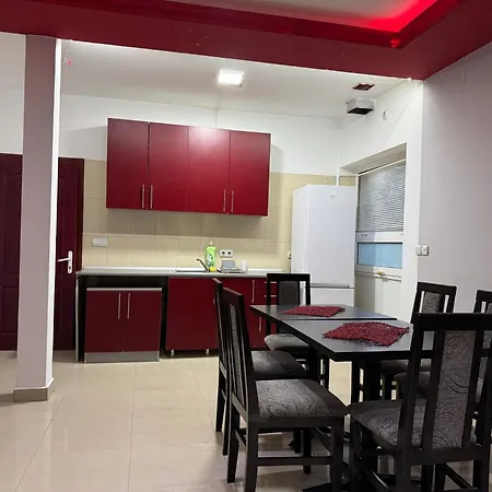 Fontana - Sobe شقة بيلا تسركفا